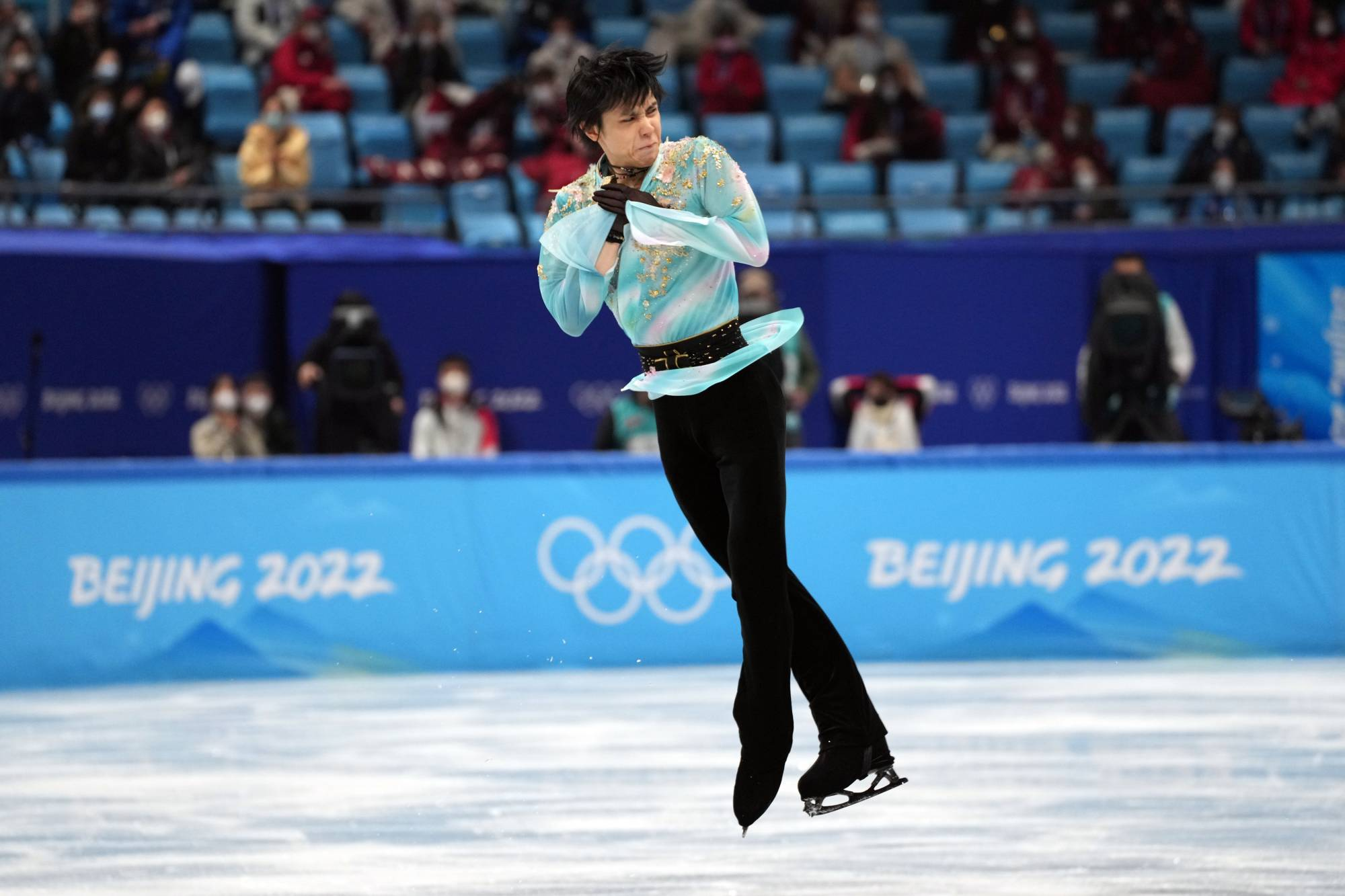 The Art and Athleticism of Figure Skater Leaps